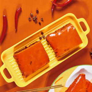 制作重庆火锅中辣底料时，哪些要点不能忽视？